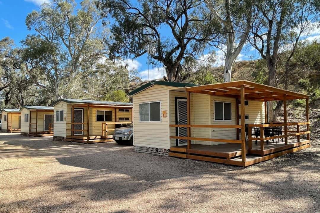 tinnyhire0 Riverside Caravan Park